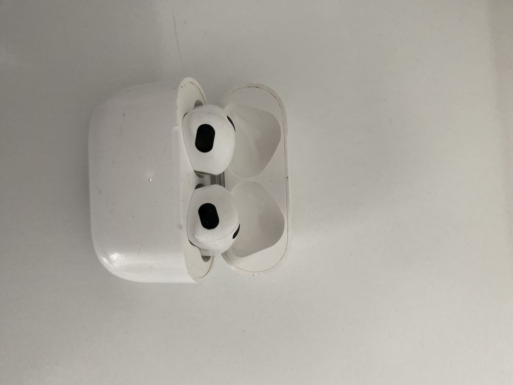 Слушалки airpods за телефон