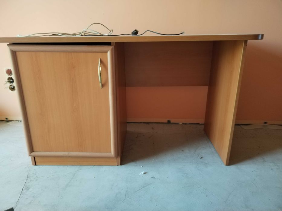 Разпродажба на хотелски мебели