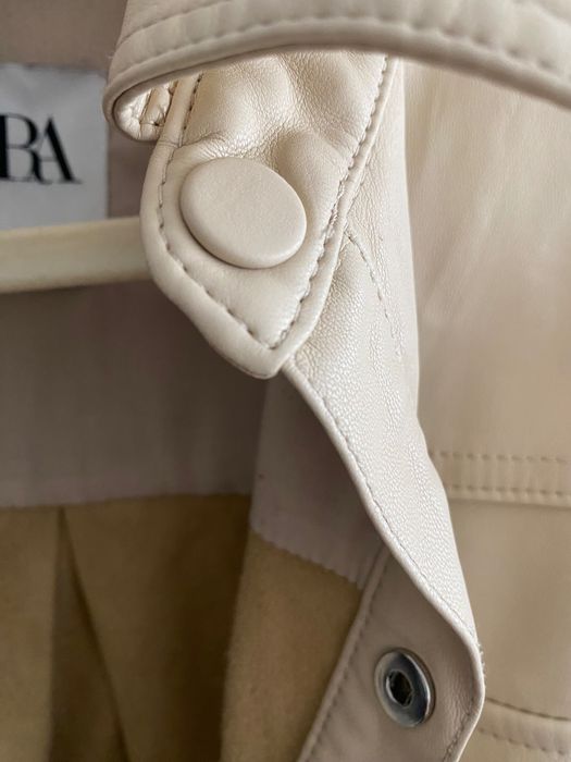 Бежова удължена риза от еко кожа Zara, размер М(38)