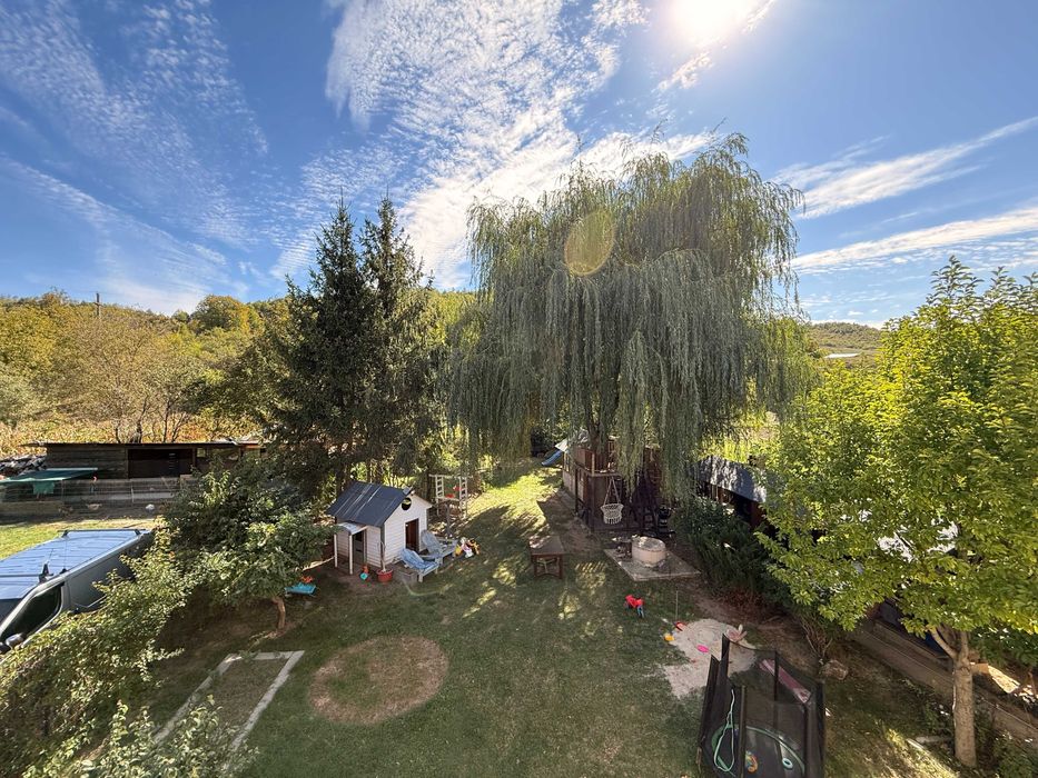 Vilă  + casă de oaspeți – tot ce îți dorești, într-un singur loc!