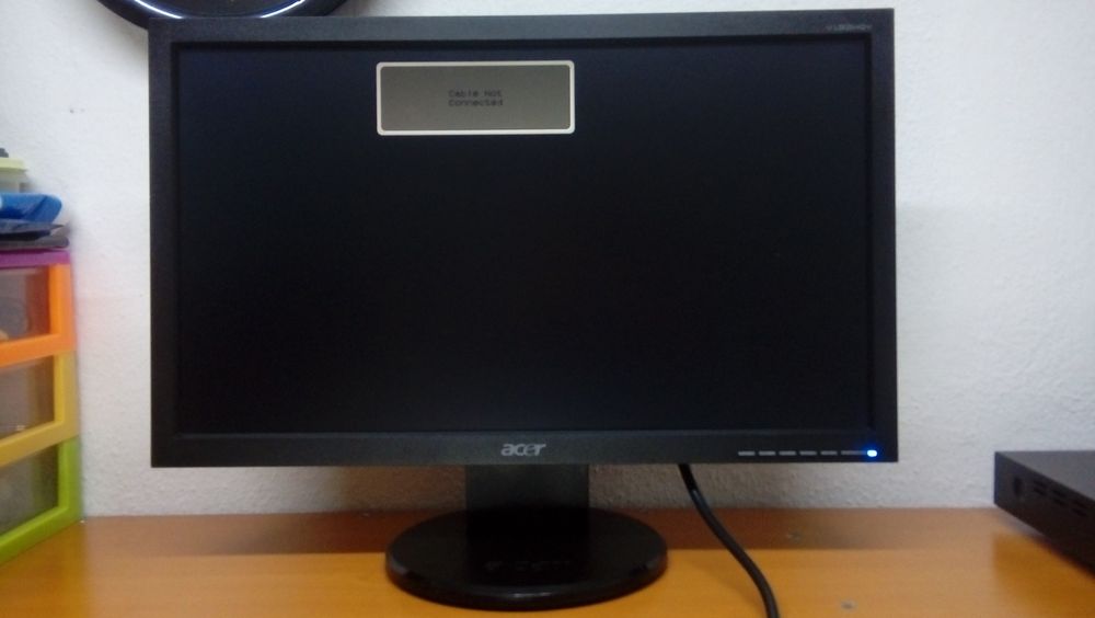Монитор ACER V193HQV (19 диагональ)