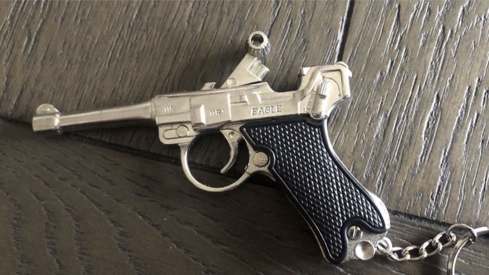 Pistol miniatural model Luger Parabelum,metalic