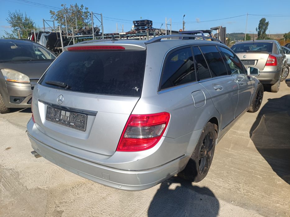 Dezmembram Mercedes C-classe, motor 2.2 cdi, euro 5, an 2010