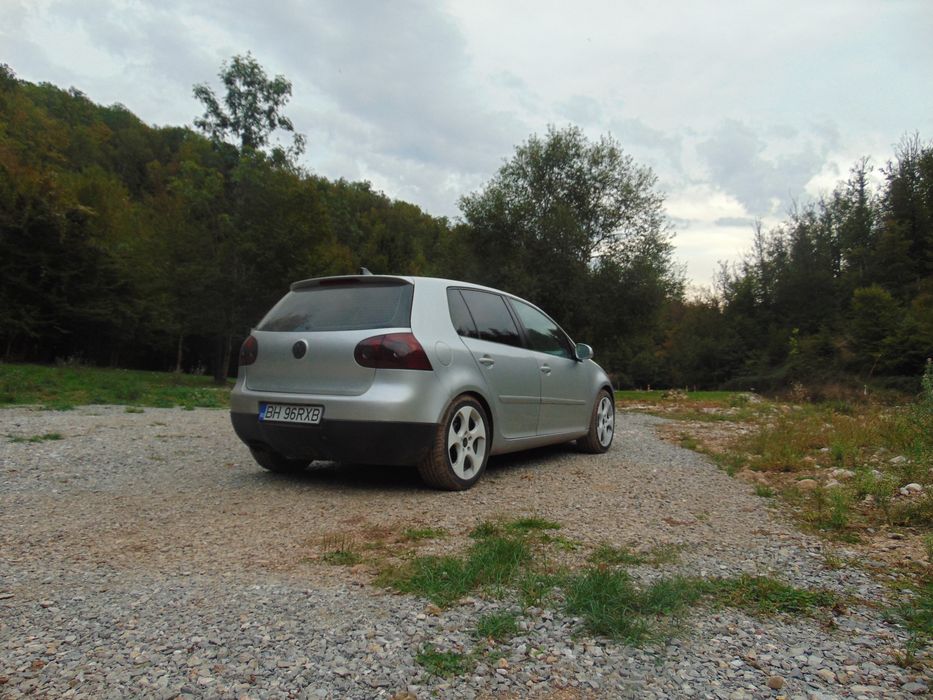 Vand sau schimb Golf 5