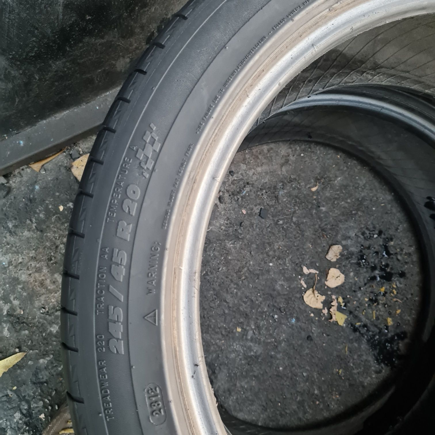 2 Anvelope Michelin 245 45 R20 de vara