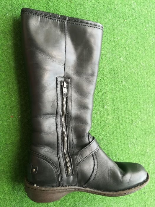 Оригинални ботуши UGG