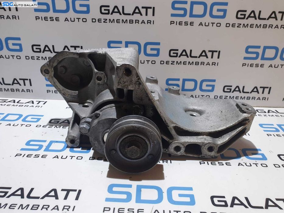Suport Alternator Accesorii Motor cu Rola Intizatoare Curea Opel Vectra B 1.6 B 1995 - 2002 Cod 90528682 [V0755]