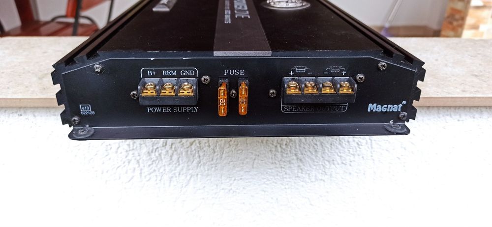 Amplificator auto (monobloc) MAGNAT BULLPOWER ONE 800 Watts