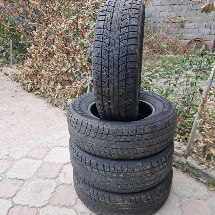 Продам зимние шины