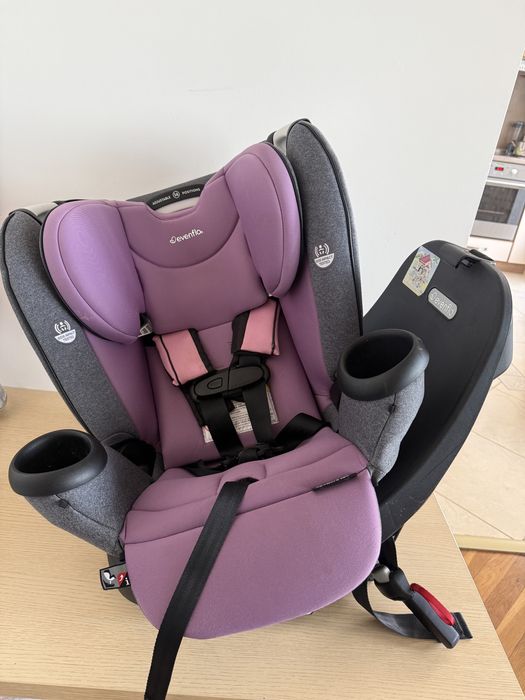 Американски СТОЛ  за кола Evenflo revolvex 360