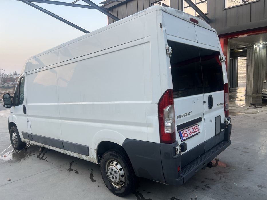 Duba de inchiriat/Autoutilitara / Camioneta -transport marfa,mutari!