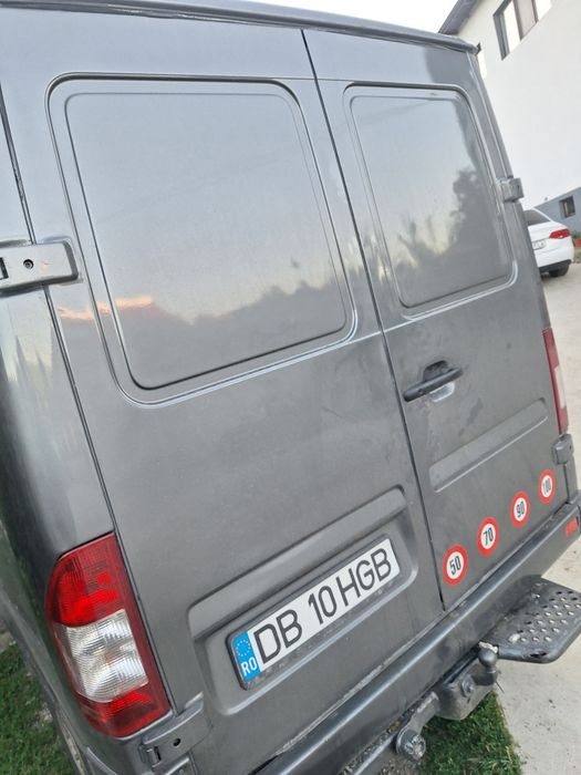 Mercedes sprinter 208