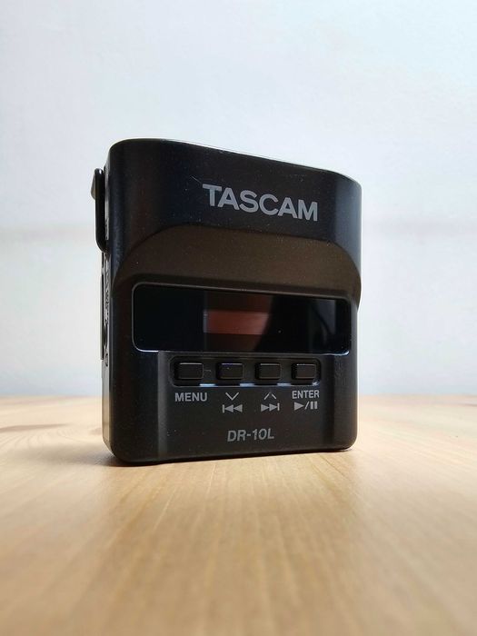 Tascam DR-10L - Recorder Digital pentru Lavalieră + MicroSD 16GB
