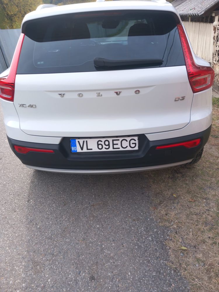 Vand Volvo XC40   2020, 2.0 150 CP EURO6 Navi Mare Partial Piele