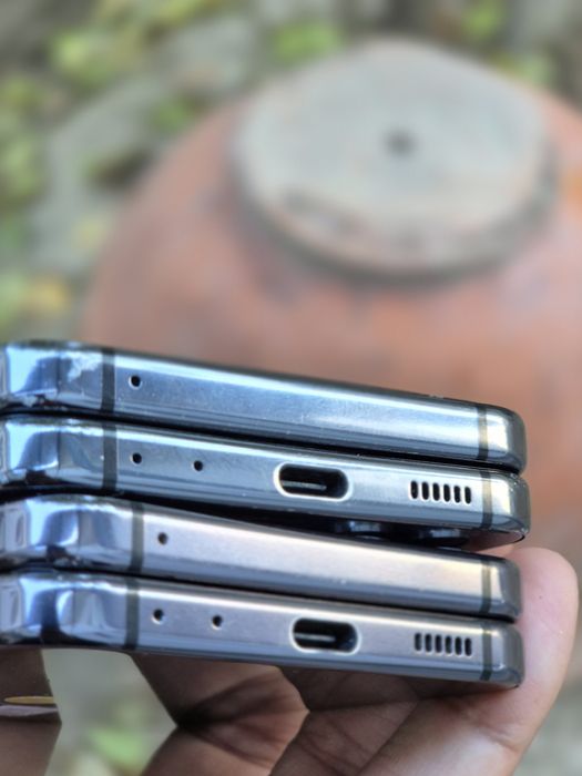 Samsung galaxy z flip 5  256gb black