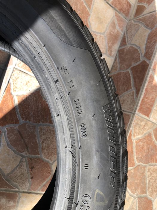 255 45 19 Pirelli de iarna