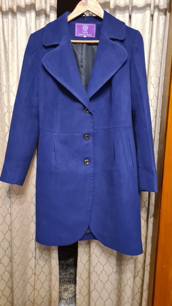 Женское драповое пальто