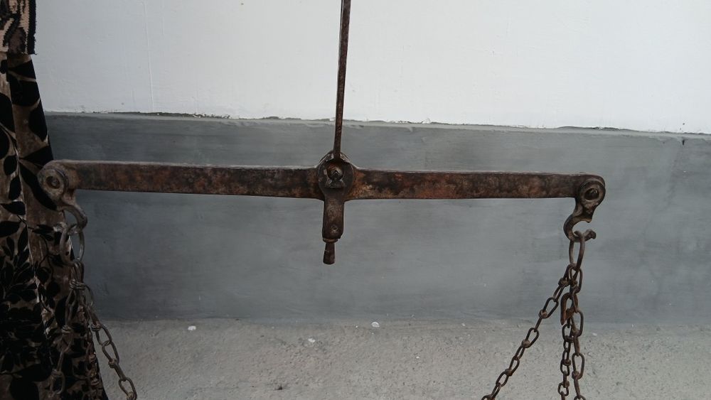 Qadimiy tarozi sotiladi