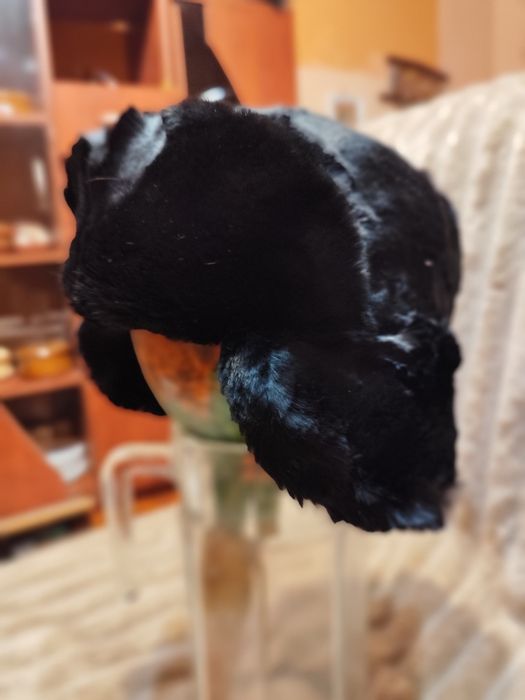 Дамски шапки от норка