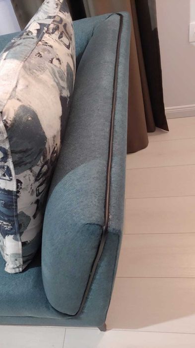 Canapea si fotoliu Aurora in stare foarte buna Divani & Sofa