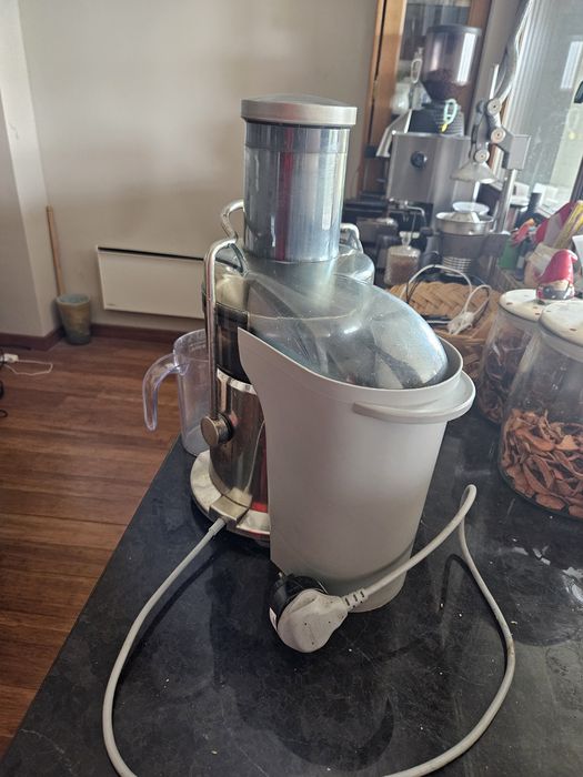 Професионална сокоизтисквачка фреш машина за твърди плодове Sage