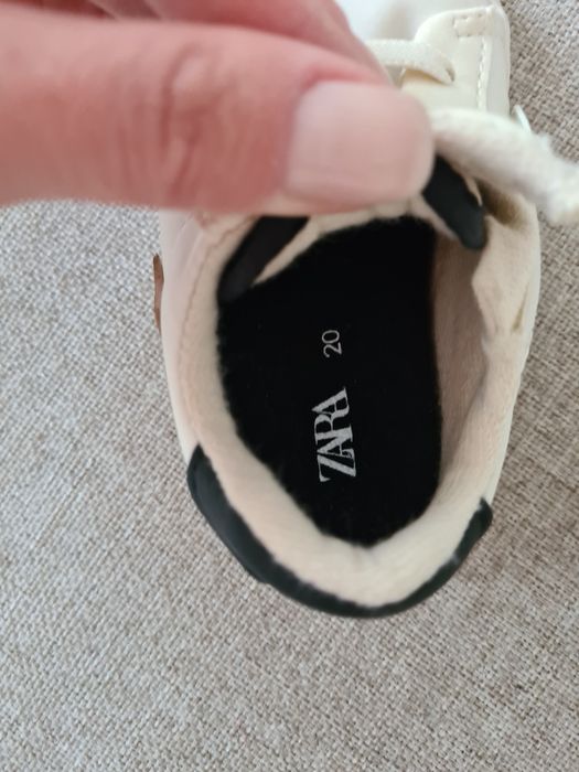 Tenisi Zara marimea 20