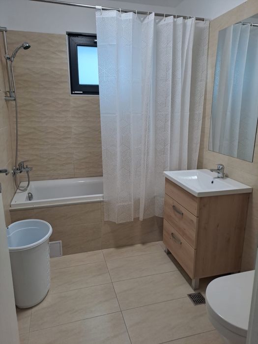 Proprietar inchiriez garsoniera Balcescu Residence