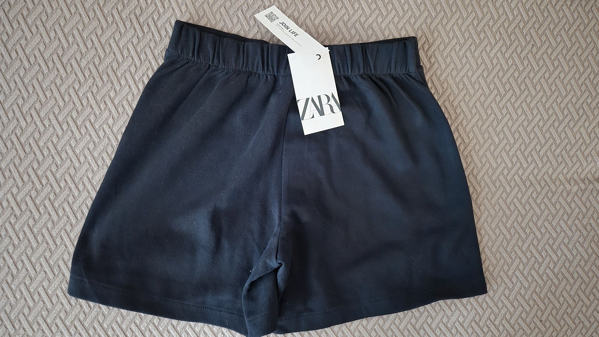 Детска пола панталон на Zara