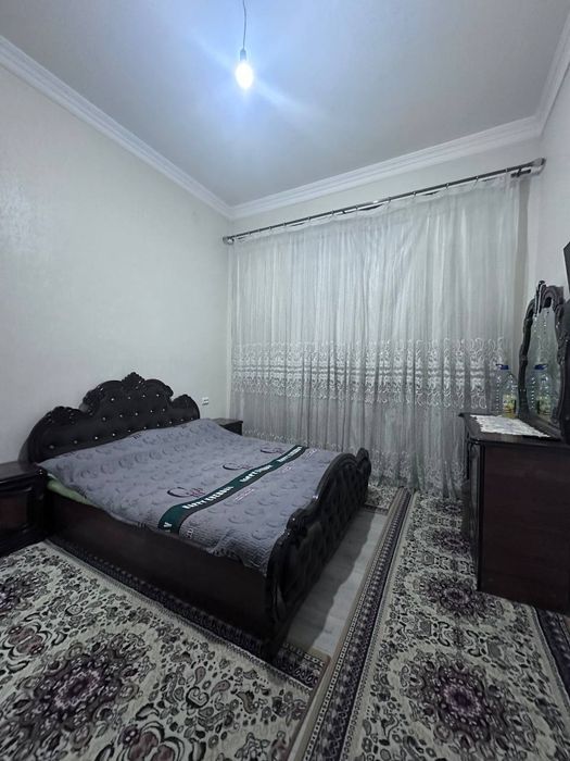 Oltin tepada uy sotiladi