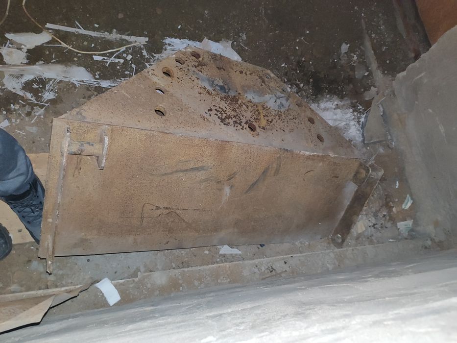 Продам отвал поворотник