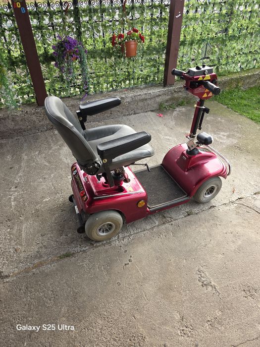 Scuter pentru persoane cu dizabilități