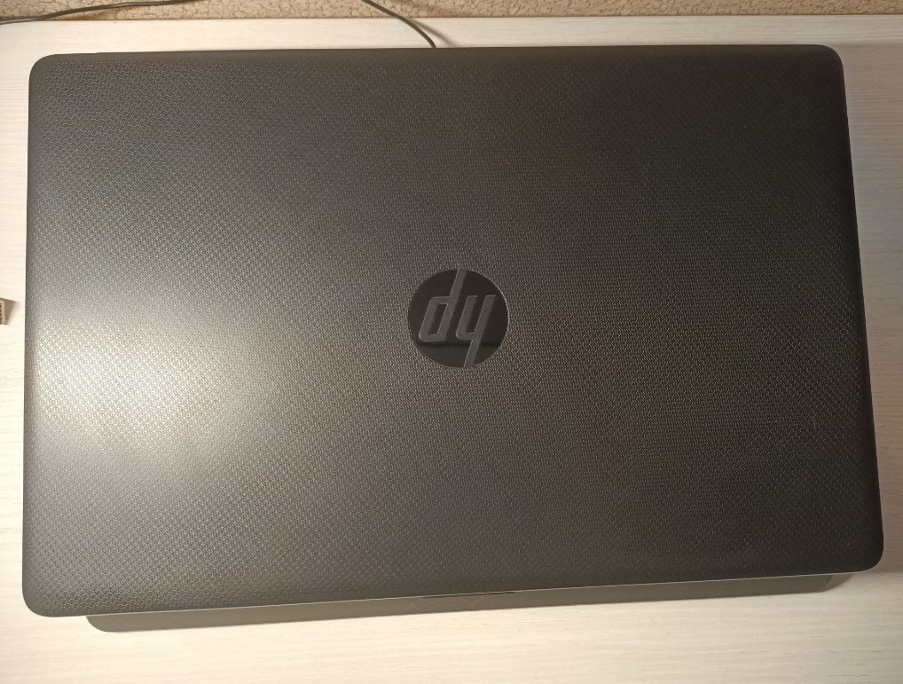 Ноутбук HP 15db1048ur