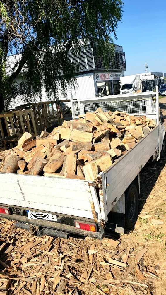 Lemn de foc la camioneta -FAG