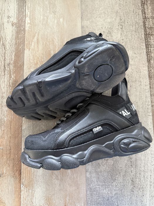 Нови кецове Buffalo