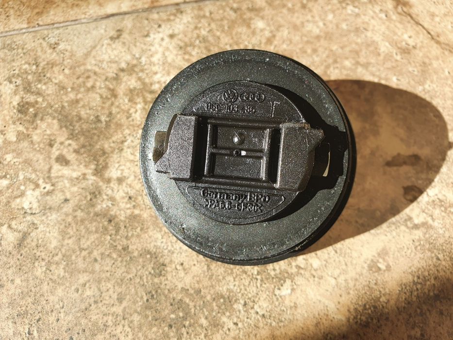 Capac bușon ulei motor Audi A4 2 l. Diesel Euro 5