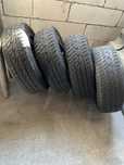Cauciucuri iarna 185/60 R15 ,4 bucati 200
