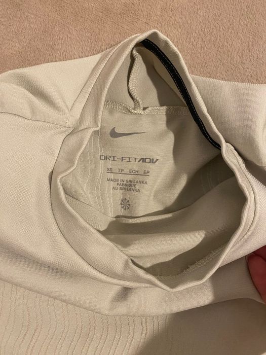 Тениска Nike дамска