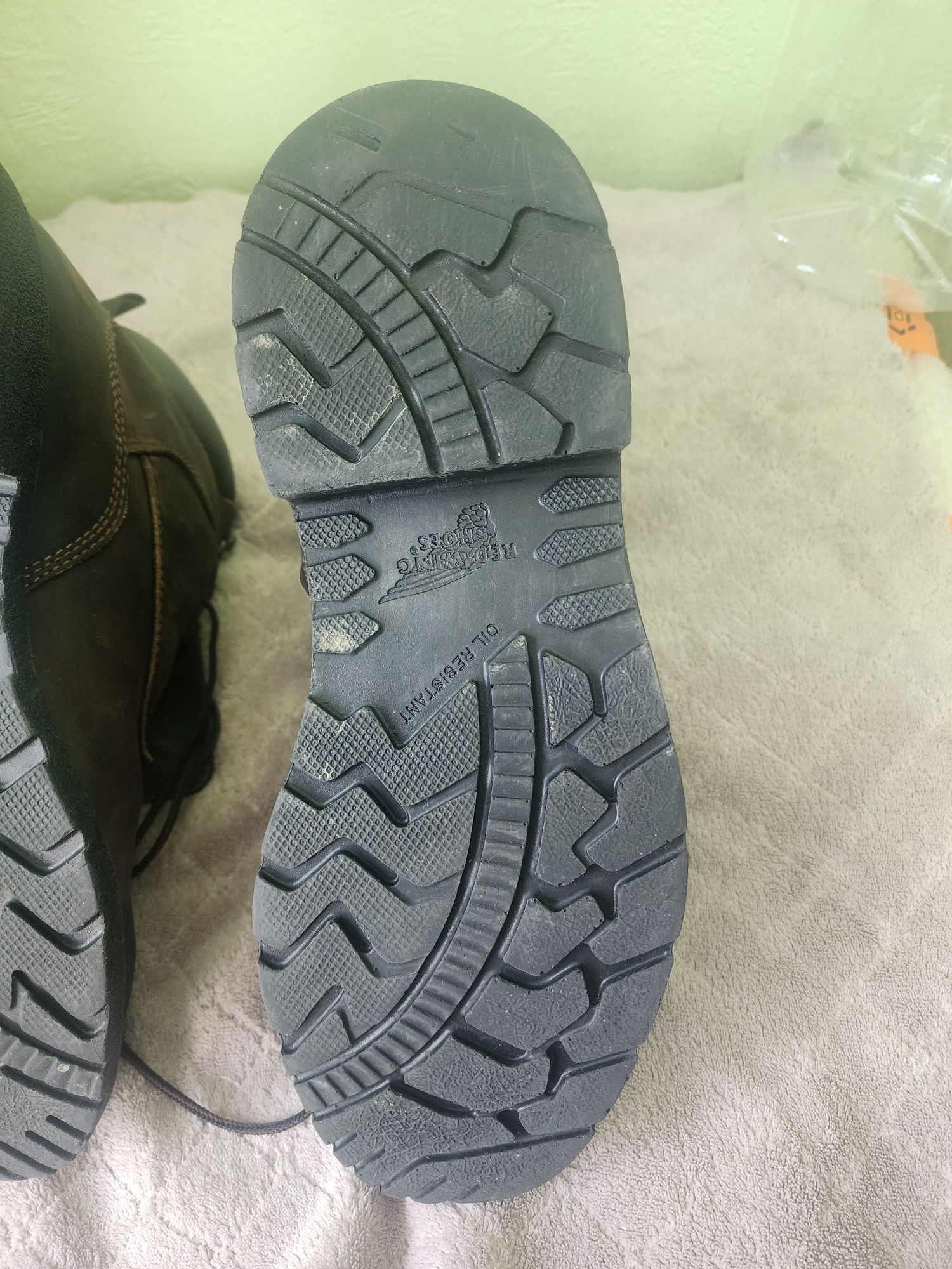 Продам защитную обувь Red Wing