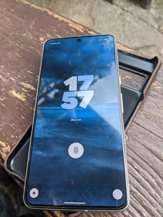 Google Pixel 8 PRO