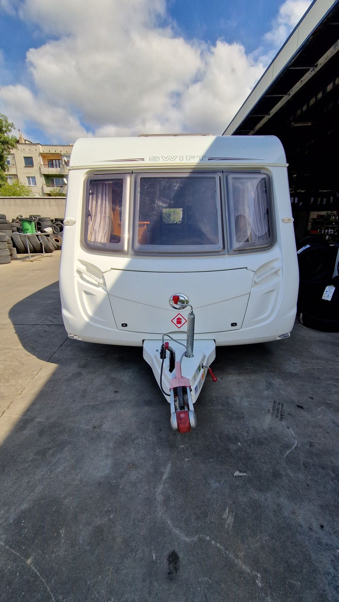 Swift Charisma 230, 2008г. 2 места