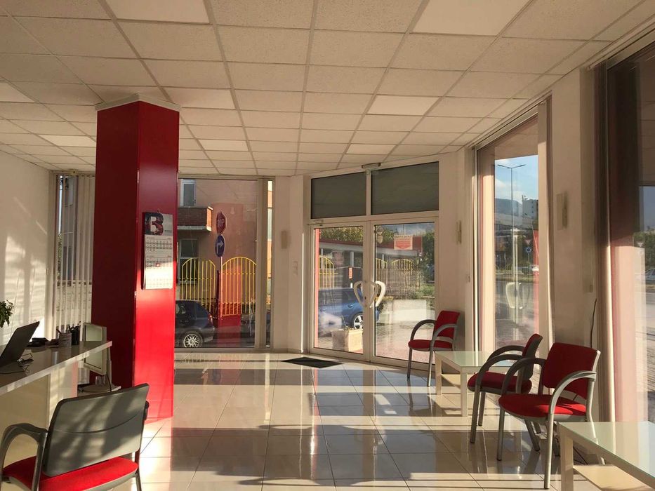Продава се Магазин в Асеновград - 95 кв.м за 2053 €/кв.м - Снимка #2