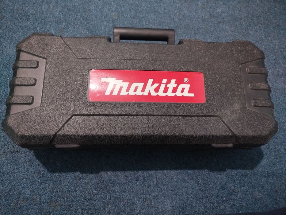 Qoʻylarni yungini oladigan aparat sotiladi