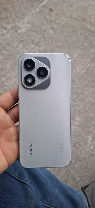 Honor 400 layt tiniq