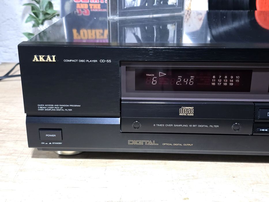 Cd player AKAI CD-55, ieșire opticala,  hifi audio stereo retro.