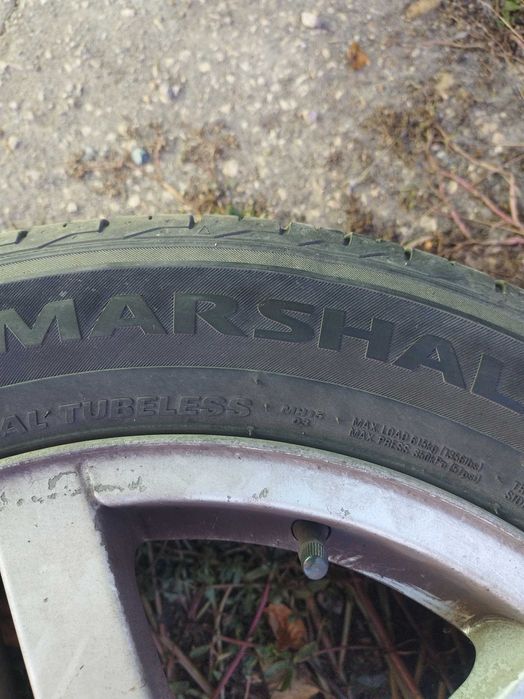 Гуми с джанти 205 55 16 от пасат б5