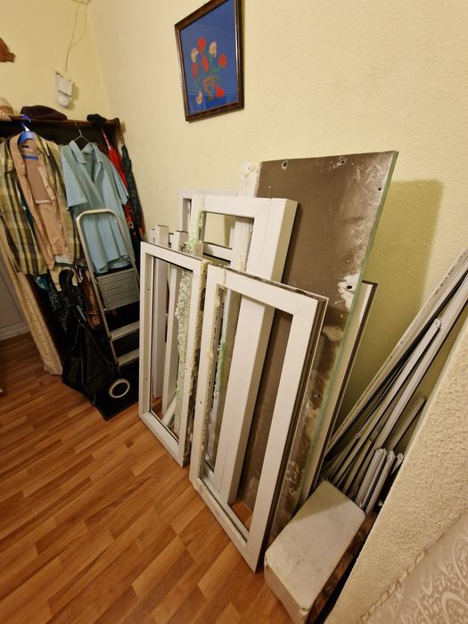 Boxa Pentru Depozitare Geam Bloc