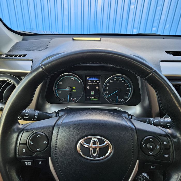 Toyota RAV4  Hybrid , Modelul Luxury Premium/ 2018, Istoric Toyota