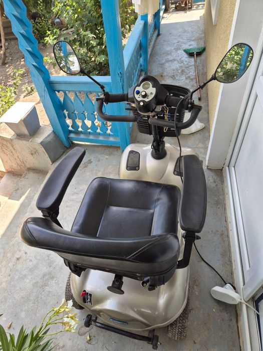 Vind Scuter Electric Batrini