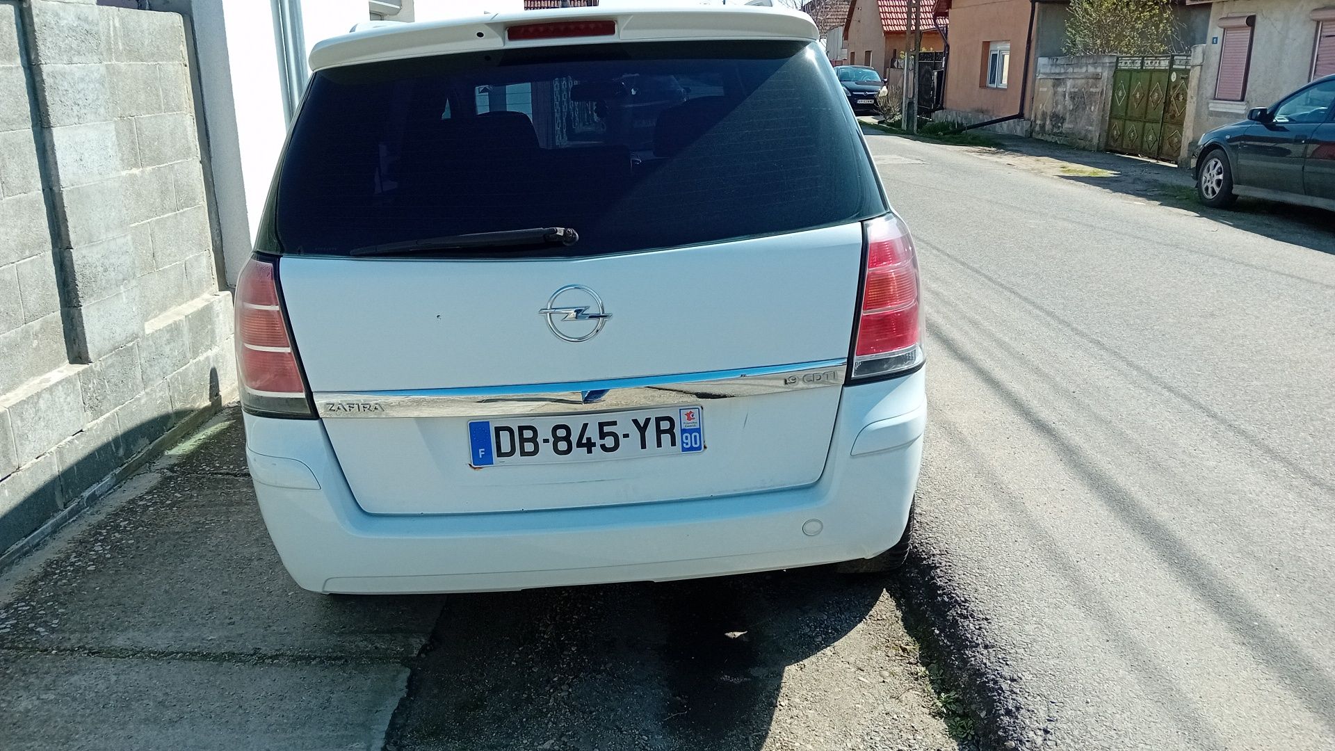 Zamfira 1.9tdi 120 cai