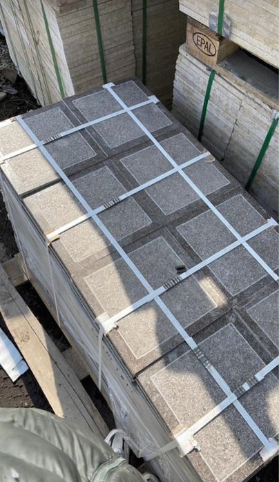 Гранит полированный глянцовый ширшавый